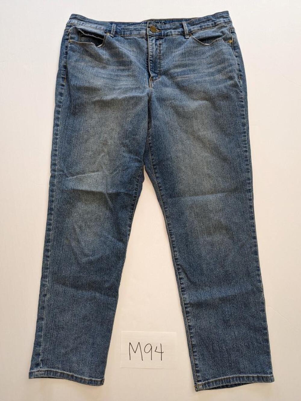 Gloria Vanderbilt Crop Blue Jeans Size 14 Embellished Stretch -0523M94